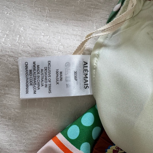 Alemais Multicolor Patterned Set - Picture 10 of 10